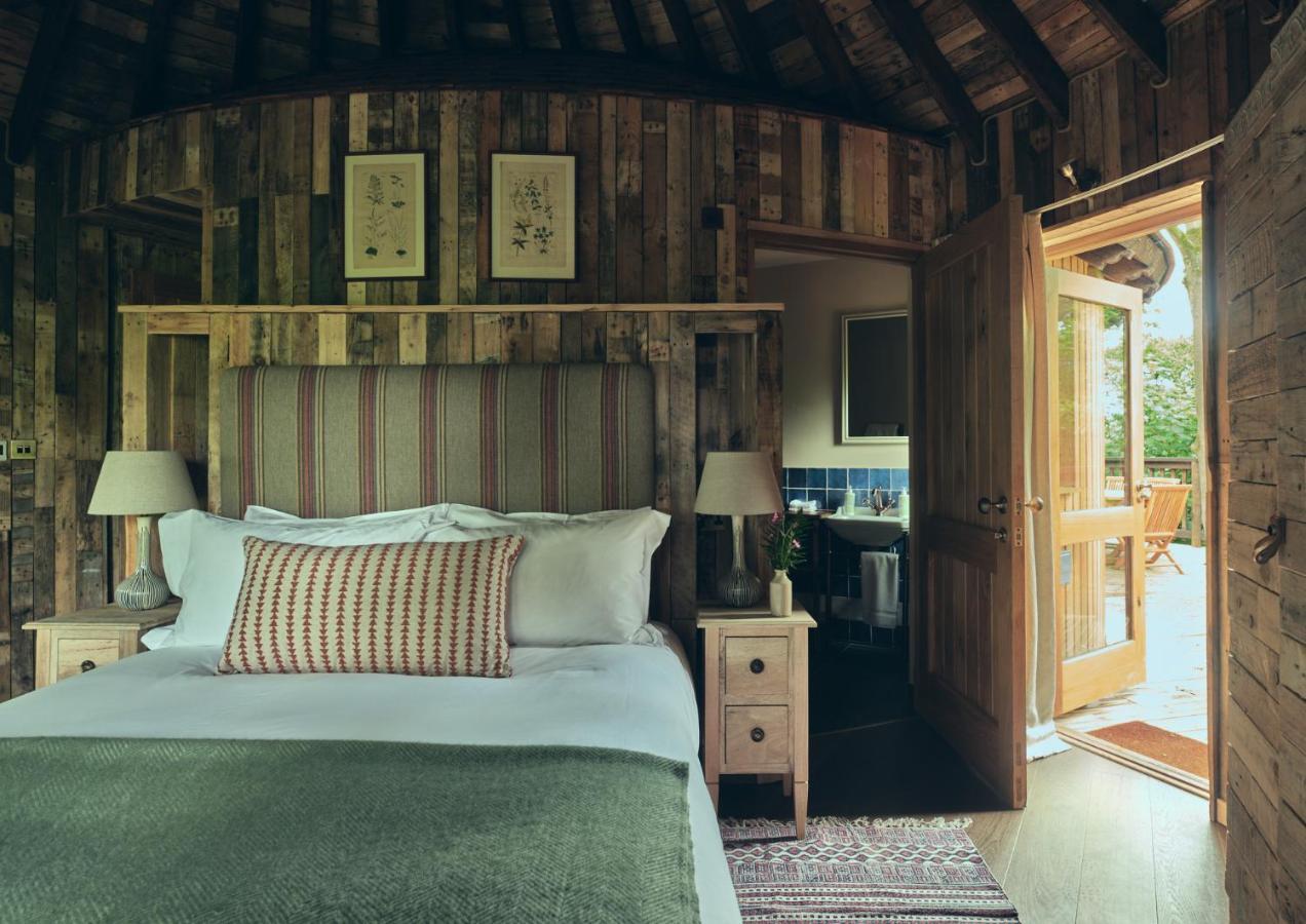 Wildhive Callow Hall * Ashbourne (Derbyshire)